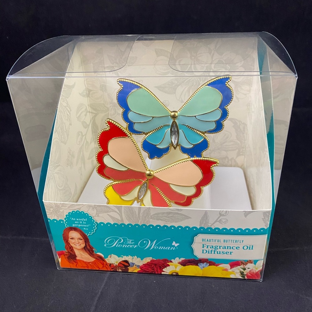 The Pioneer Woman Beautiful Butterfly Plug In Fragrance Oil Diffuser Light